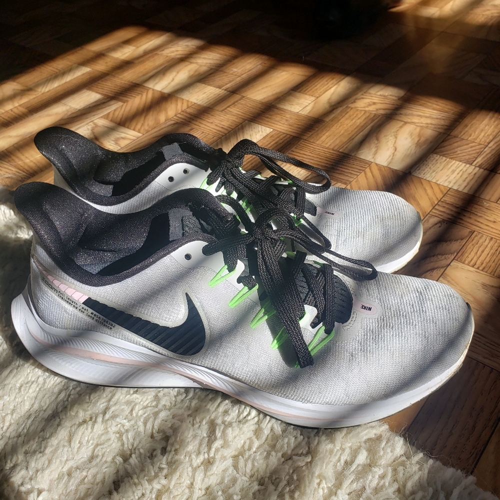 nike zoom vomero